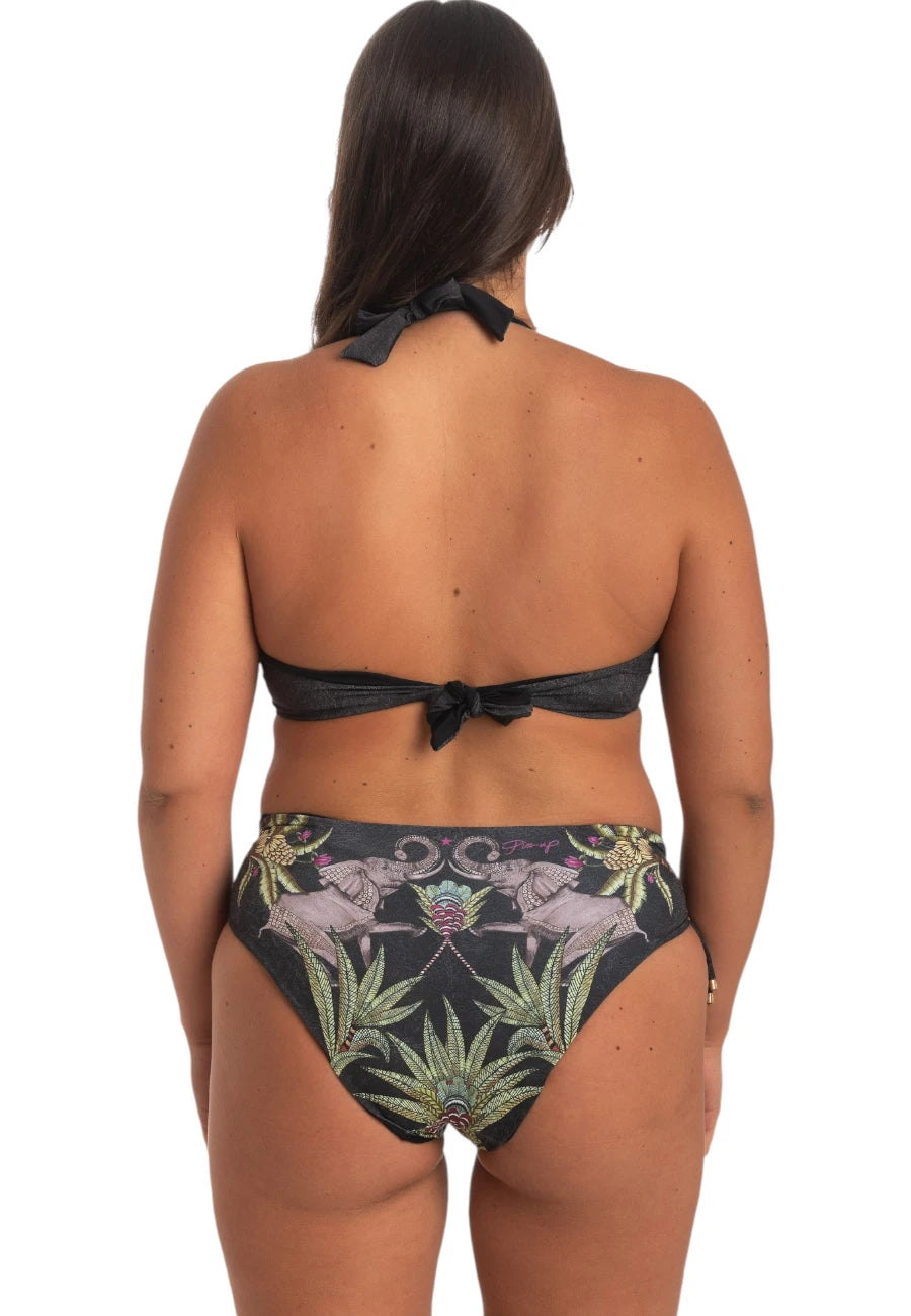 bikini pin up stars 2025