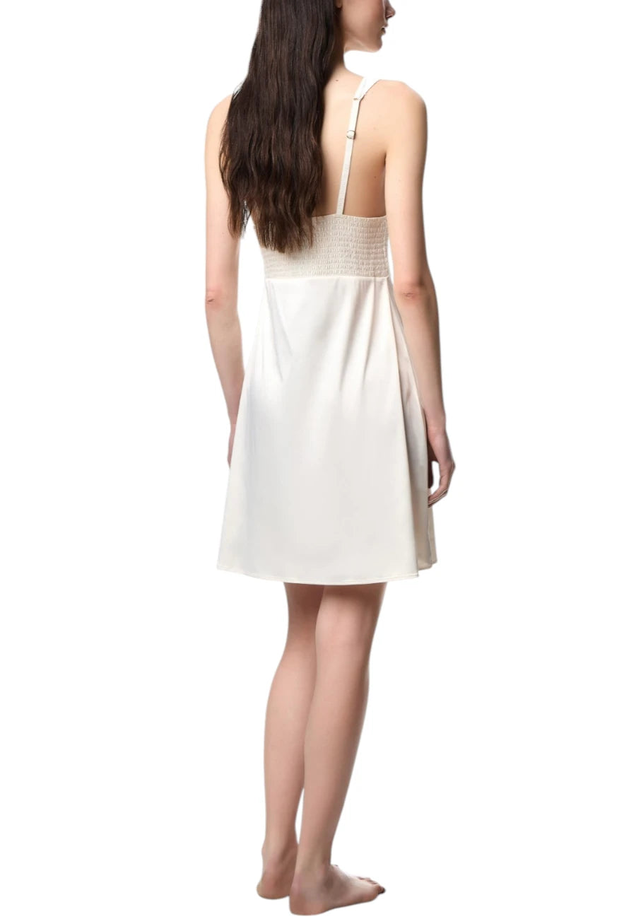 camicina sposa Armani