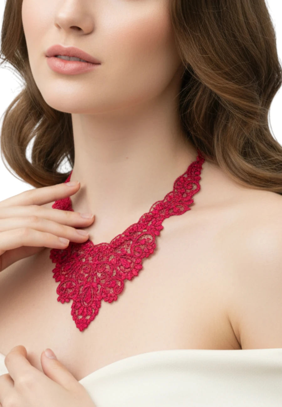 collana pizzo e Swarovski