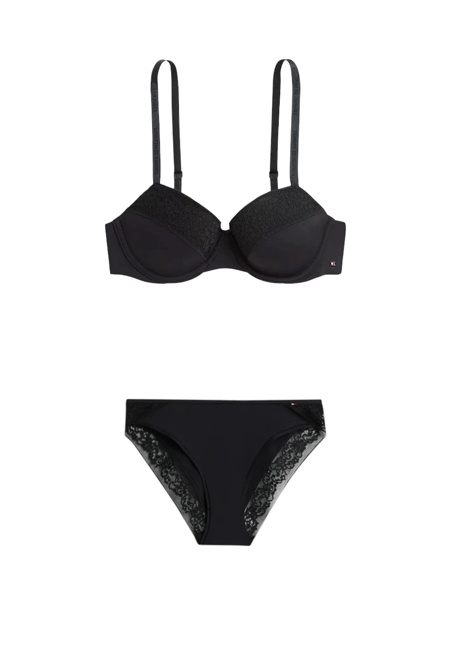 completo intimo tommy hilfiger pizzo coppa C sexy